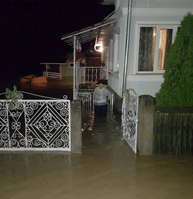 40 de gospodării afectate de inundaţii