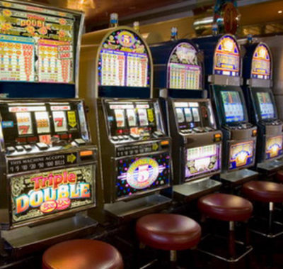 Percheziţii pentru fraudă din exploatarea aparatelor de jocuri electronice de noroc