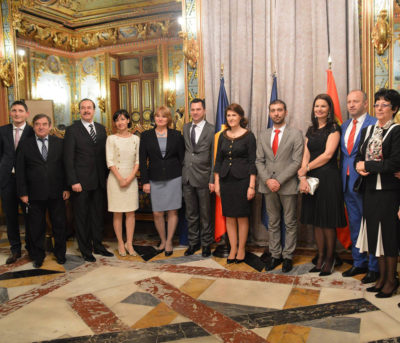 Reprezentanţii Maramureşului, la Ambasada României în Spania