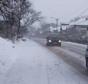 Circulație rutieră în condiții de iarnă. Vreme deosebit de rece