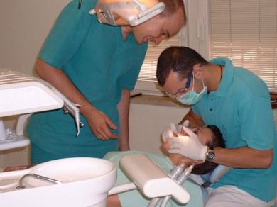 CJ a aprobat prelungirea contractelor de inchiriere a spatiilor pentru dentisti