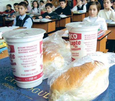 Programul lapte și corn în școli, începând cu 1 noiembrie